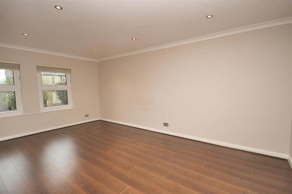 Cotton Mead, Corston 1 bed house to rent £950 pcm (£219 pw)