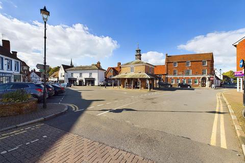 1 bedroom flat for sale, Malthouse Square, Princes Risborough HP27