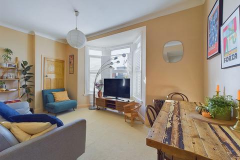 2 bedroom flat for sale, Fonthill Road, Hove, BN3 6HB