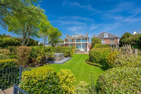 4 bedroom detached house for sale, Mudeford, Christchurch, Dorset, BH23