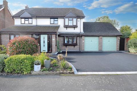 4 bedroom detached house for sale, De Havilland Drive, Yarnfield, Stone