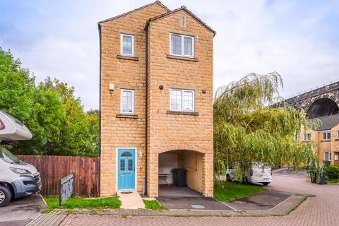 3 bedroom house for sale, Dale View, Longwood, Huddersfield