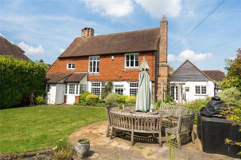 4 bedroom detached house for sale, Pond Farm Close, Walton on the Hill, Tadworth, Surrey, KT20