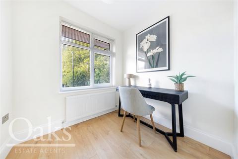 169 Birchanger Road, London, SE25 5BS