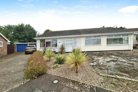 2 bedroom semi-detached bungalow to rent, Gore End Close, Birchington