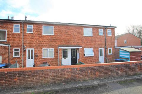 2 bedroom flat to rent, Queens Road, Woking GU21