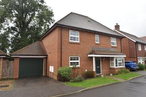 4 bedroom detached house for sale, Parks Road, Harrietsham, Maidstone, ME17