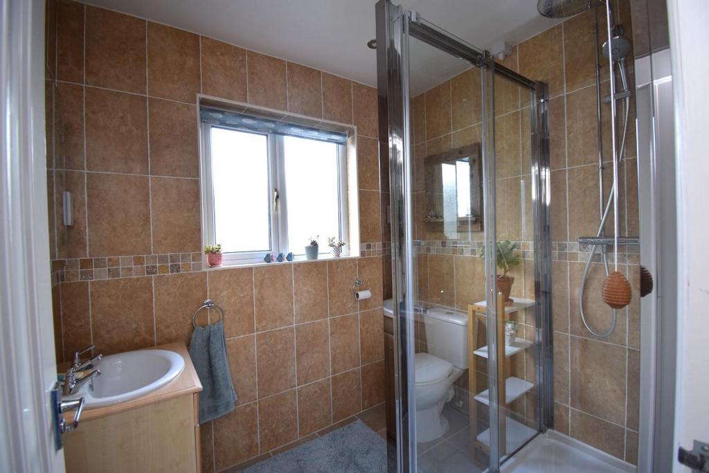 Shower Room.JPG