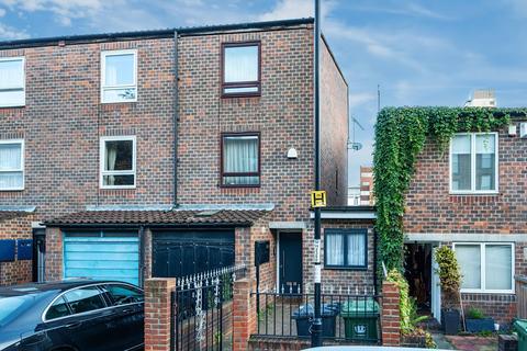 4 bedroom end of terrace house for sale, Carteret Way, London, SE8