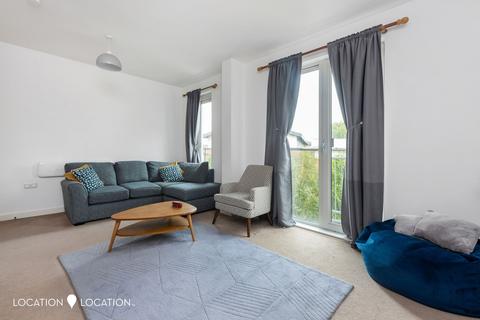 2 bedroom apartment for sale, Bouverie Road, Selcraig House, N16