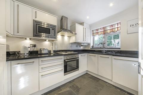 26 Chelsea Close, Worcester Park, KT4 7SF