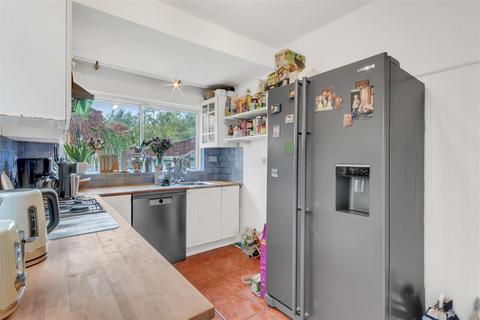 3 bedroom terraced house for sale, Kings Road Evesham