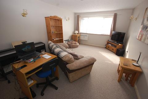 2 bedroom flat to rent, Chevin Court New Zealand Lane, Belper DE56