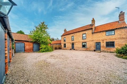 5 bedroom farm house for sale, High Street, Swinderby, Lincoln