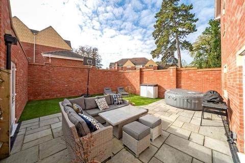 5 bedroom detached house for sale, High Wycombe,  Pine Trees,  Buckinghamshire,  HP11