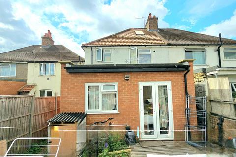 undefined, Beavers Lane,  Hounslow, TW4