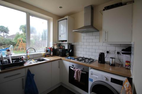 2 bedroom flat to rent, Whitecross Road, Weston-super-Mare