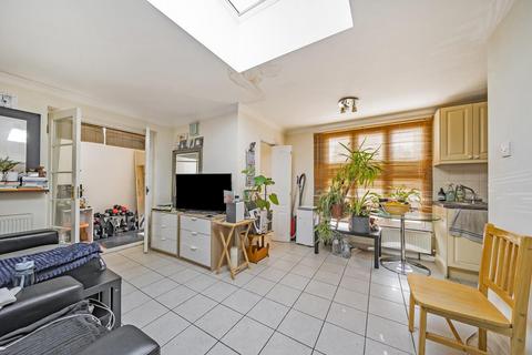 1a Holmdale Road, London, NW6 1BE