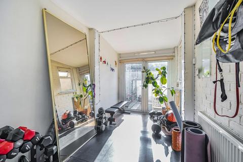1a Holmdale Road, London, NW6 1BE