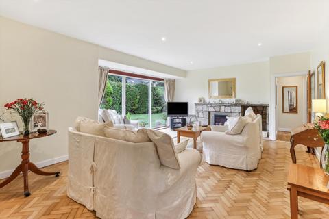 4 bedroom bungalow for sale, Rydens Avenue, Walton-on-Thames, Surrey, KT12