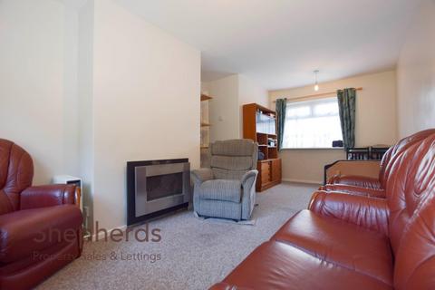 8 Whitefields Road, Cheshunt, Waltham Cross, EN8 0EJ