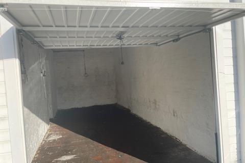 Industrial unit to rent, De La Warr Mews, Bexhill-on-Sea TN40