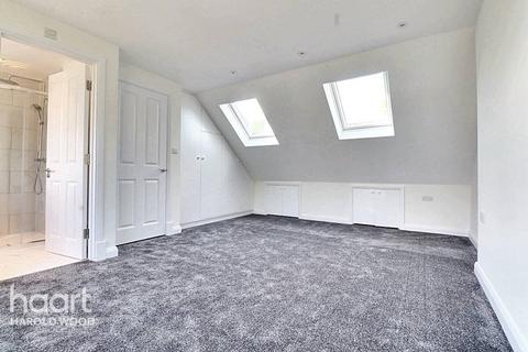 4 bedroom semi-detached house for sale, Homeway, Harold Wood