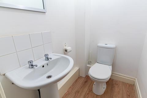 75 Headingley Mount, Leeds, LS6 3EW