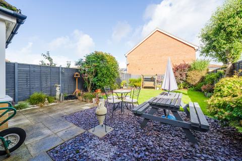 3 bedroom townhouse for sale, Wessex Close, Lee-on-the-Solent, Hampshire, PO13