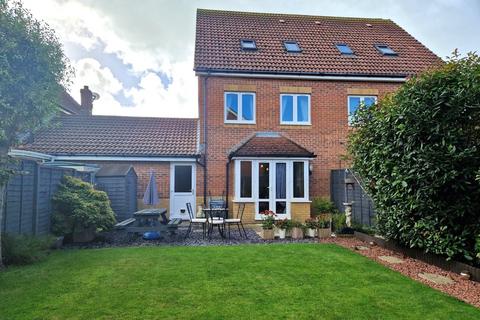 3 bedroom townhouse for sale, Wessex Close, Lee-on-the-Solent, Hampshire, PO13