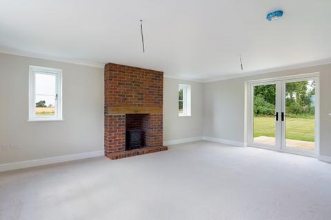 4 bedroom detached house to rent, Beck Row Common, Beck Row IP28