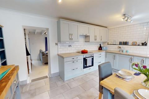 52 Guildford Road, Hayle, TR27 5HU