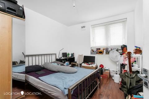 Flat 39, Collingwood House Darling Row, London, E1 5RR