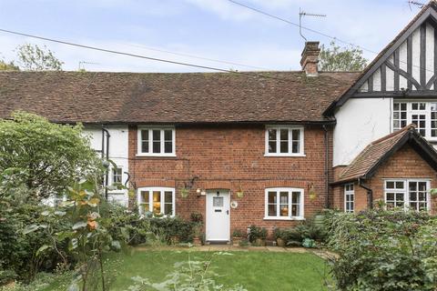 3 bedroom cottage for sale, Under The Wood, Bisham