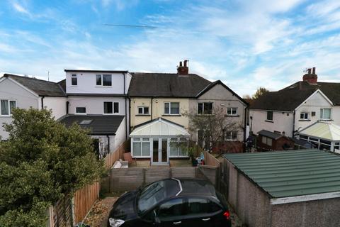 3 bedroom terraced house for sale, Broadway, Horsforth, Leeds, West Yorkshire, LS18