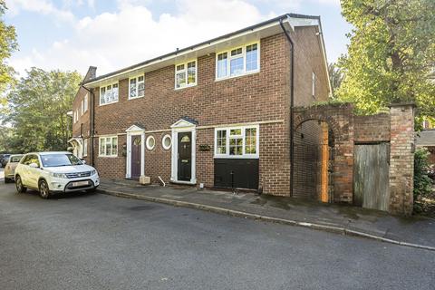 3 bedroom house for sale, Hylands Mews, Epsom KT18