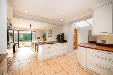 5 bedroom detached house for sale, Heathfield Road, High Wycombe HP12