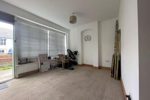 4 bedroom terraced house for sale, 74 Island Wall, Whitstable, Kent, CT5 1EL