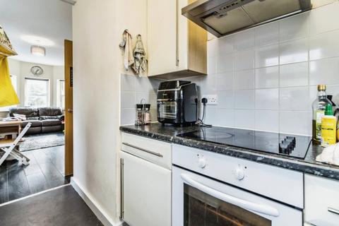 2 bedroom apartment for sale, Rectory Road, Manchester M8