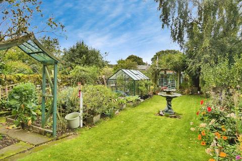 undefined, Mellwood, Winton