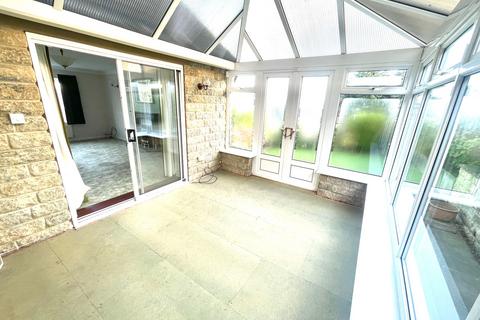 2 bedroom detached bungalow for sale, Overthorpe Road, Dewsbury, WF12