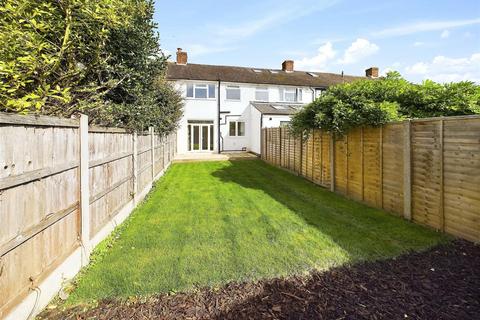 3 bedroom house for sale, Rydens Grove, Walton-On-Thames