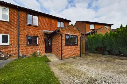 8 Corelli Road, Basingstoke, RG22 4NB