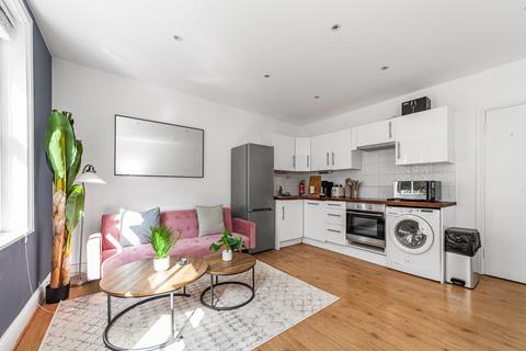 undefined,  East Tenter Street, London E1