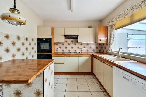 2 bedroom detached bungalow for sale, Peverells Road, Peverells Wood, Chandler's Ford