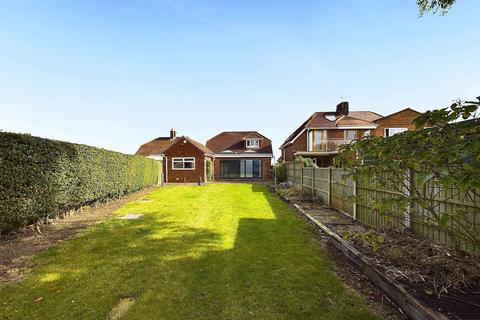 3 bedroom detached bungalow for sale, Alfreton DE55