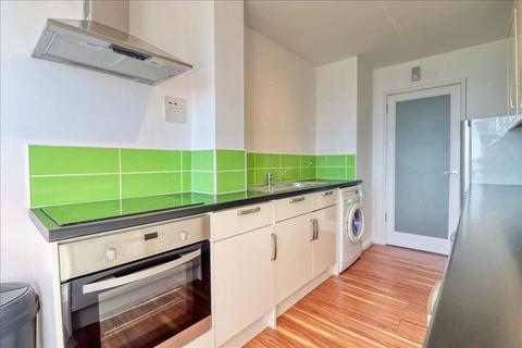 2 bedroom apartment for sale, Frinton CO13