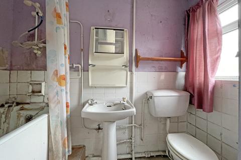 7, Mistley Court Ashley Road, Epsom, KT18 5AW