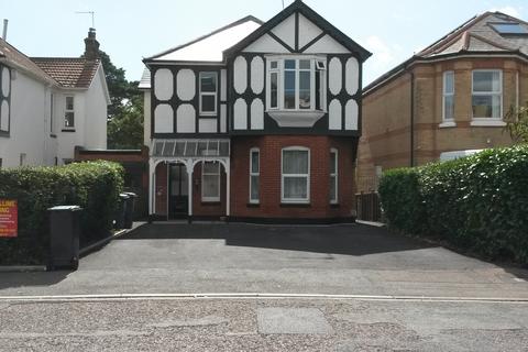 3 bedroom flat to rent, Parkwood Road, Bournemouth BH5