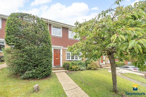 3 bedroom semi-detached house for sale, Rosetrees, Guildford GU1